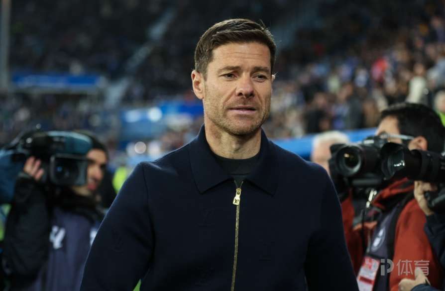 经纪人：阿隆索和利物浦未达协议 他正在考虑所有收到的报价